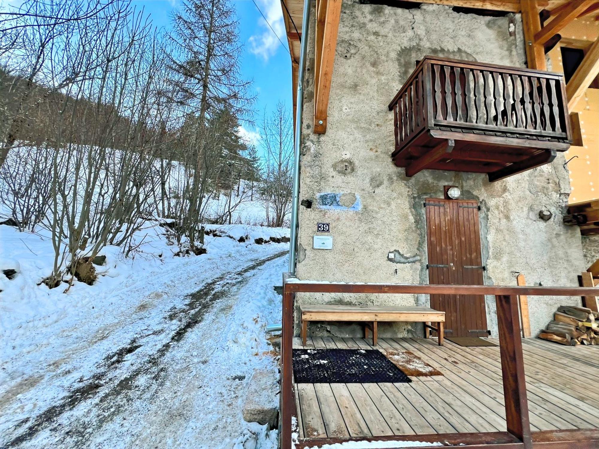 Charmante Maison De Montagne Briançon Buitenkant foto